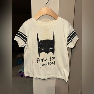 Batman 2 pc boys size: 3T outfit